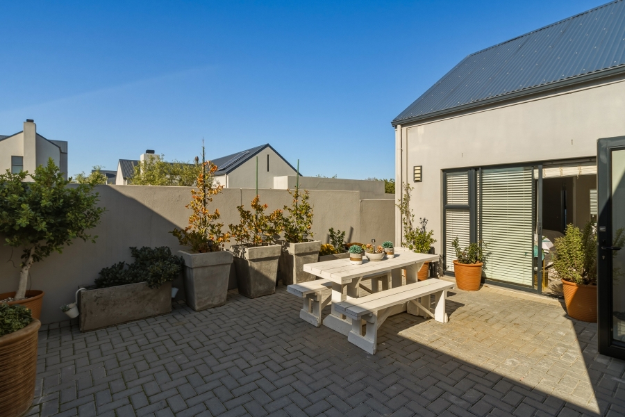 3 Bedroom Property for Sale in Aan de Wijnlanden Western Cape